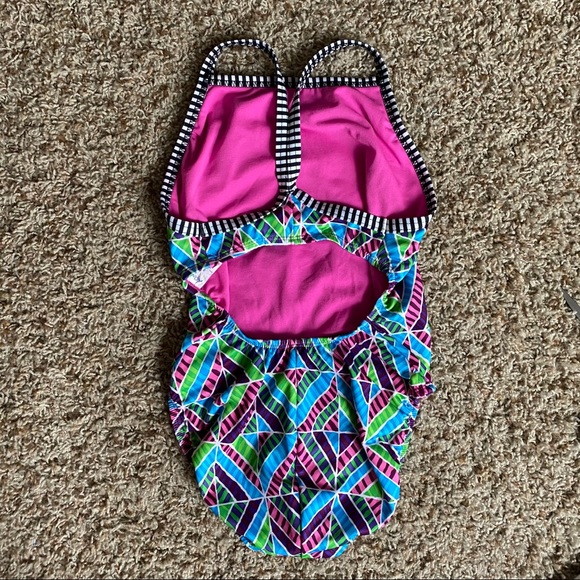 ✨ HOST PICK! ✨ Dolfin Uglies One Piece Geo Print - Picture 6 of 10